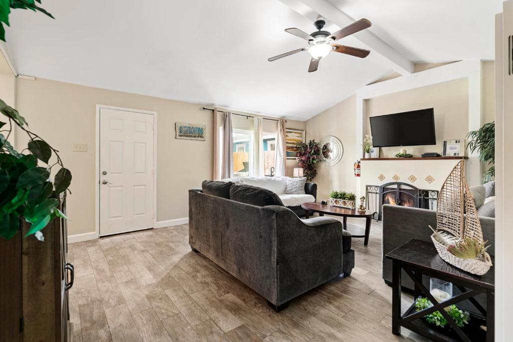 Oceanside Rocks Family Vacation Home Exterior foto